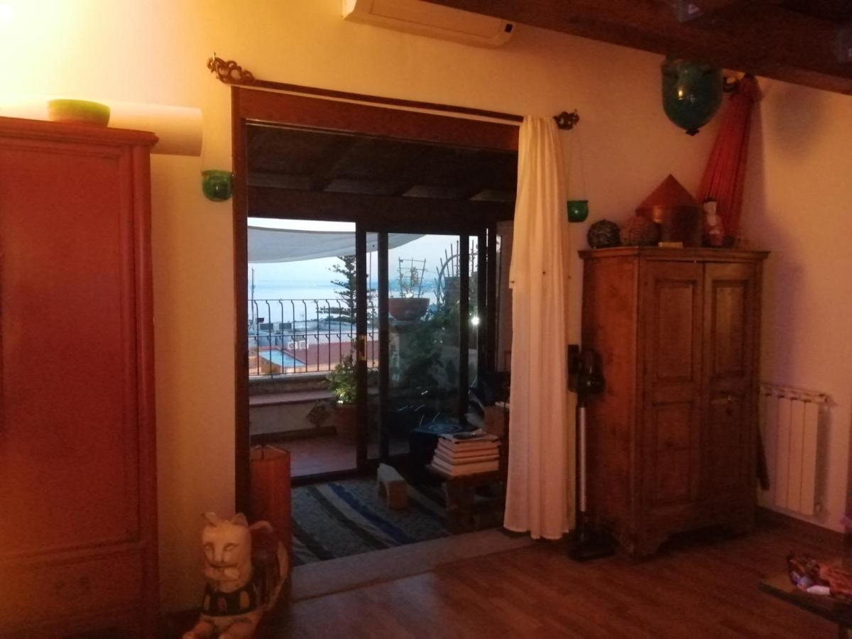 Aly Art Apartment Taormina Duomo, Gulf & Etna View Eksteriør bilde