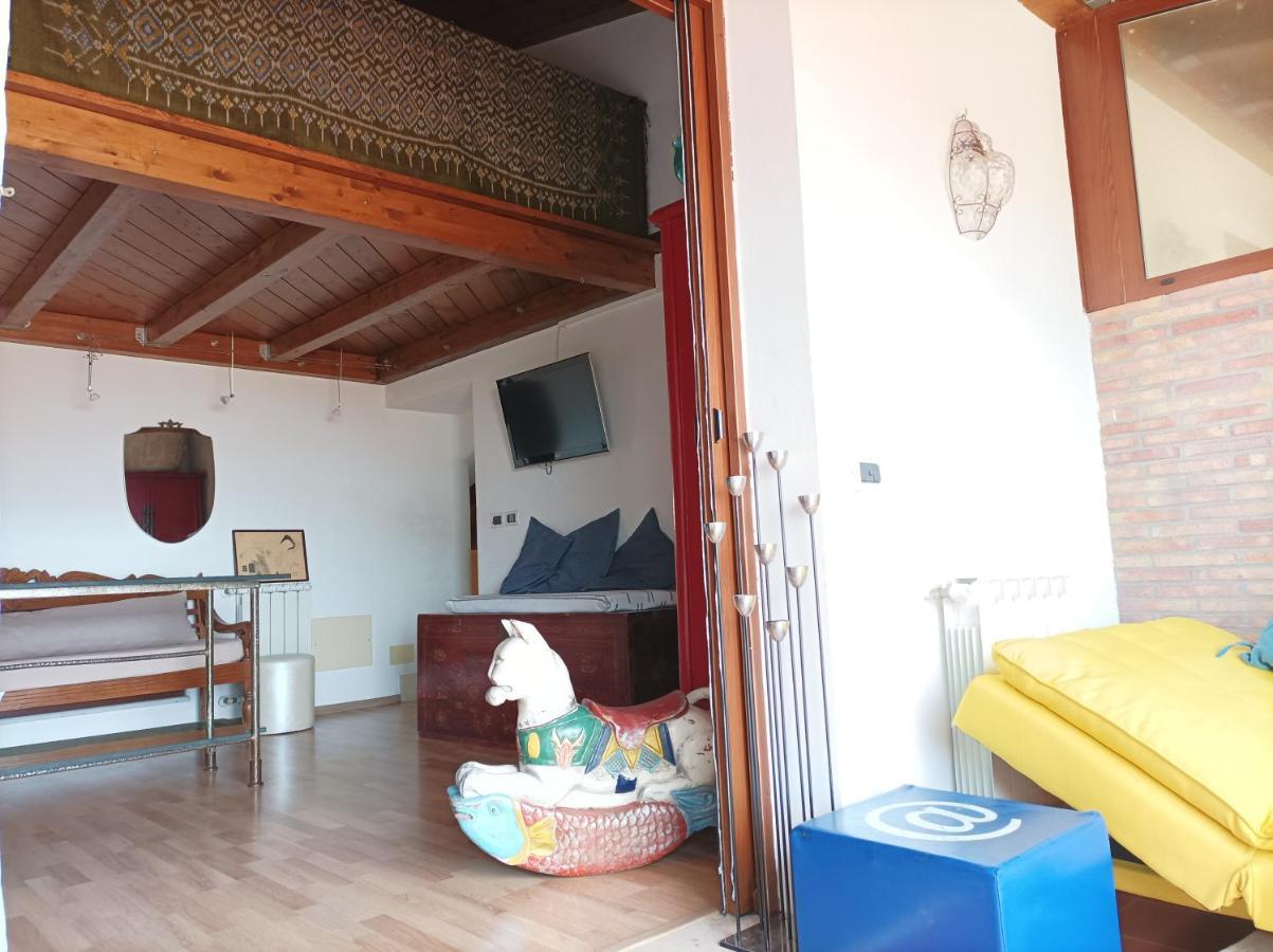 Aly Art Apartment Taormina Duomo, Gulf & Etna View Eksteriør bilde