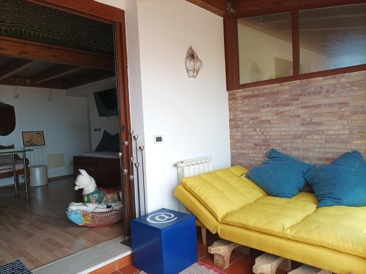 Aly Art Apartment Taormina Duomo, Gulf & Etna View Eksteriør bilde